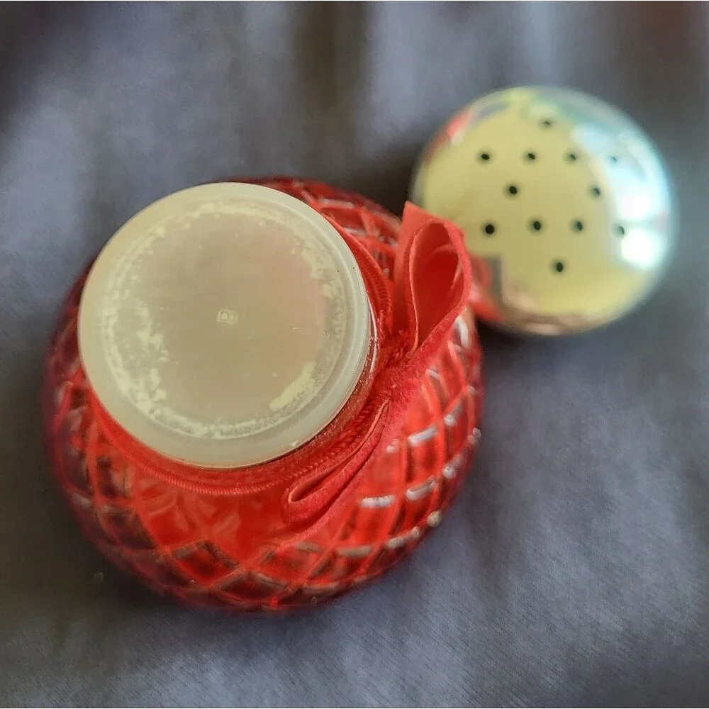 Avon Unforgettable Powder Sachet 1.5 oz Red Glass Jar with Original Box